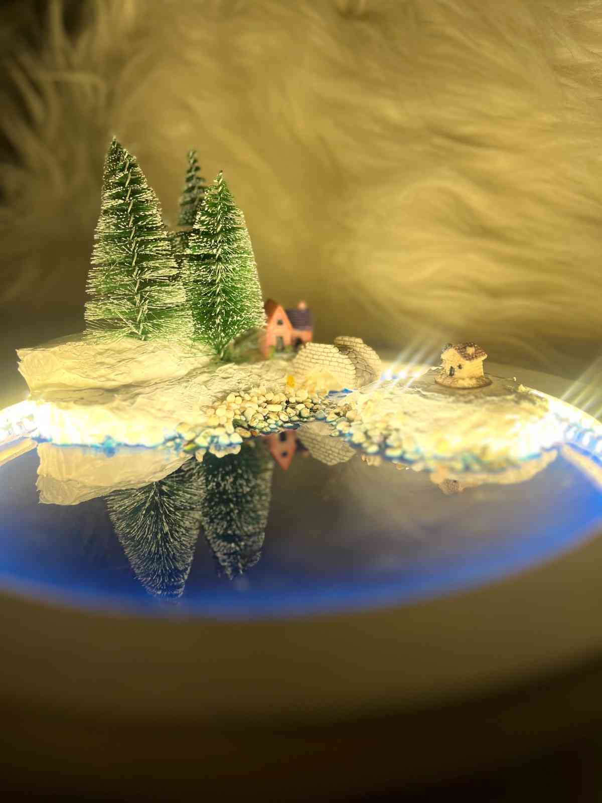 RESIN DECORS